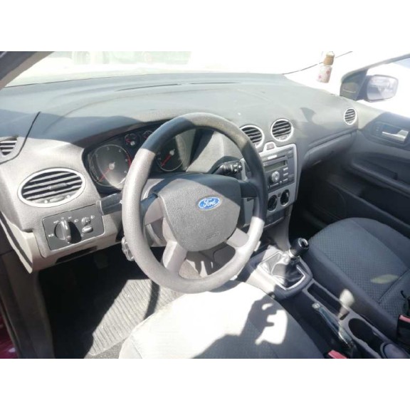 ford focus berlina (cap) del año 2005