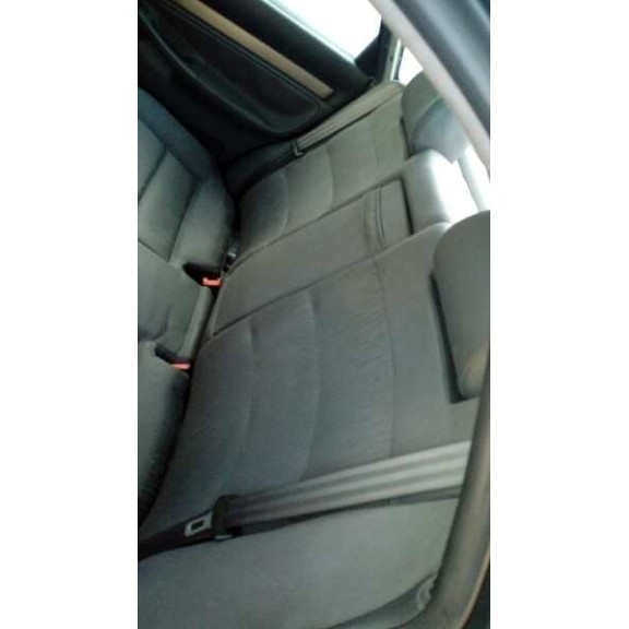 audi a4 berlina (b5) del año 2000