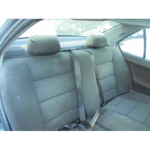 bmw serie 3 berlina (e36) del año 1999