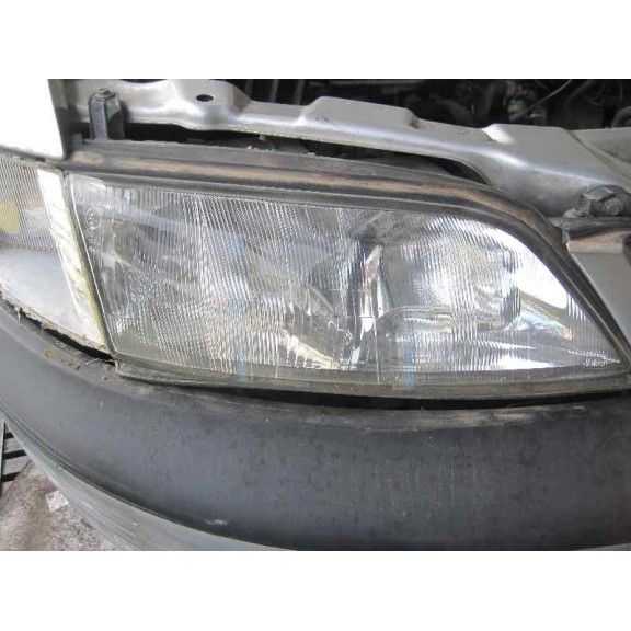 opel vectra b berlina del año 1999