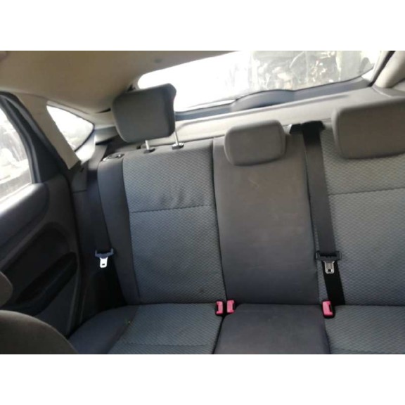 ford focus berlina (cap) del año 2005