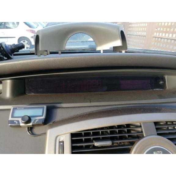 renault grand scenic del año 2004