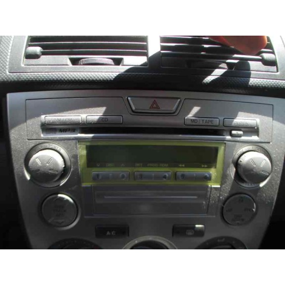 mazda 2 berlina (dy) del año 2004