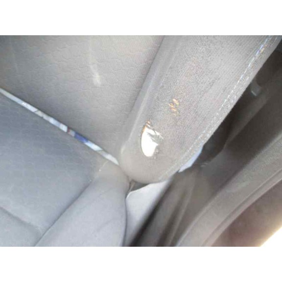 mazda 2 berlina (dy) del año 2004