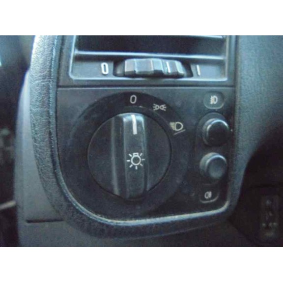 bmw serie 3 berlina (e36) del año 1999