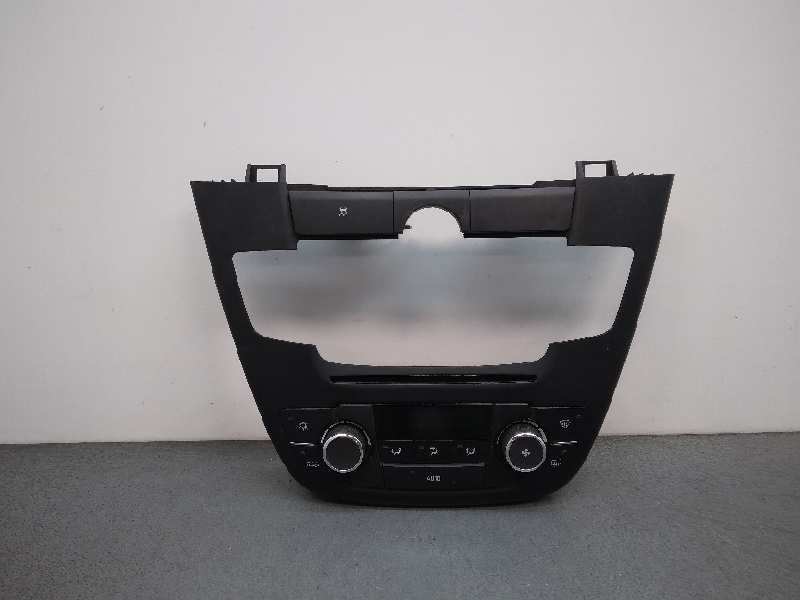 Recambio de mando climatizador para opel insignia berlina edition referencia OEM IAM 13273095  