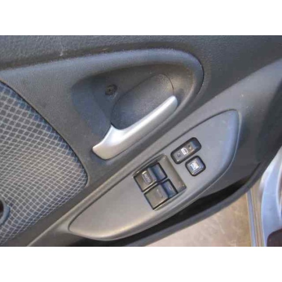 toyota yaris (ncp1/nlp1/scp1) del año 2004