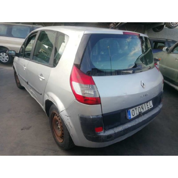 renault scenic ii del año 2005