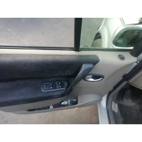 renault scenic ii del año 2005