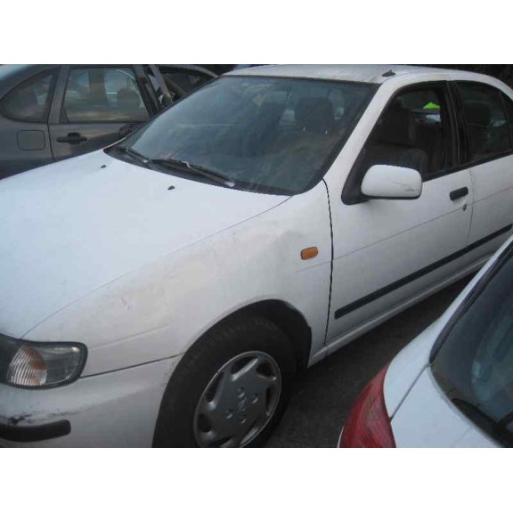 nissan almera (n15) del año 1999