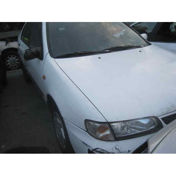 nissan almera (n15) del año 1999