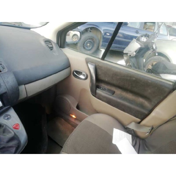 renault scenic ii del año 2005