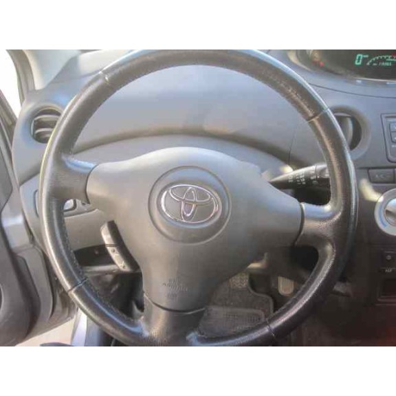 toyota yaris (ncp1/nlp1/scp1) del año 2004