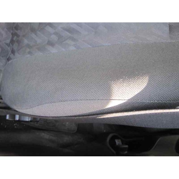 opel astra g berlina del año 2002