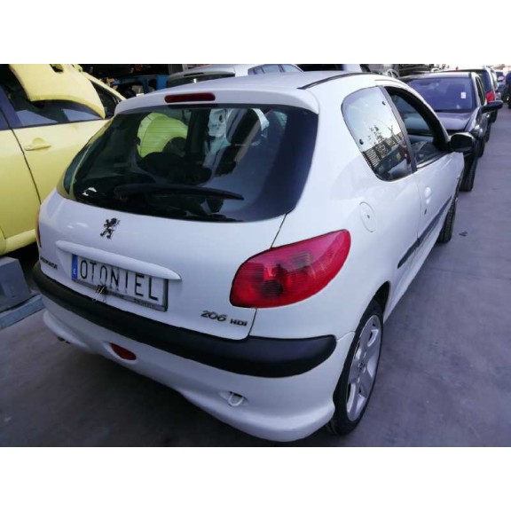 peugeot 206 berlina del año 2004