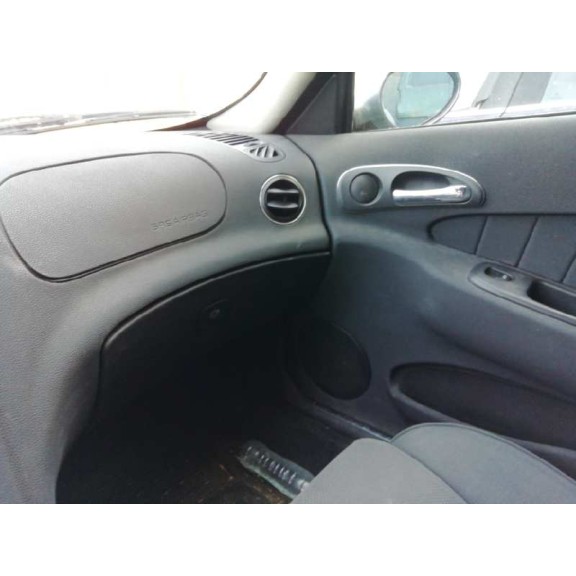 alfa romeo 156 (116) del año 2002