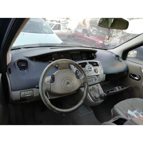 renault megane grand scenic ii del año 2005