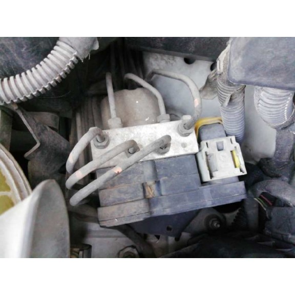 peugeot 206 berlina del año 2004