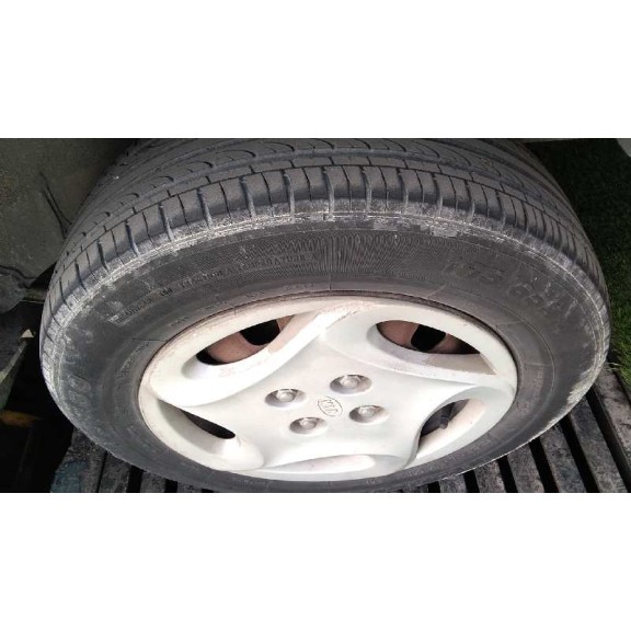 kia shuma del año 2000