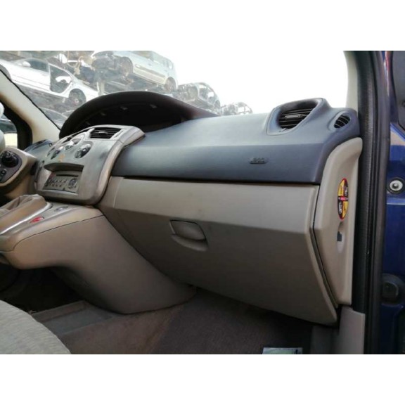 renault megane grand scenic ii del año 2005