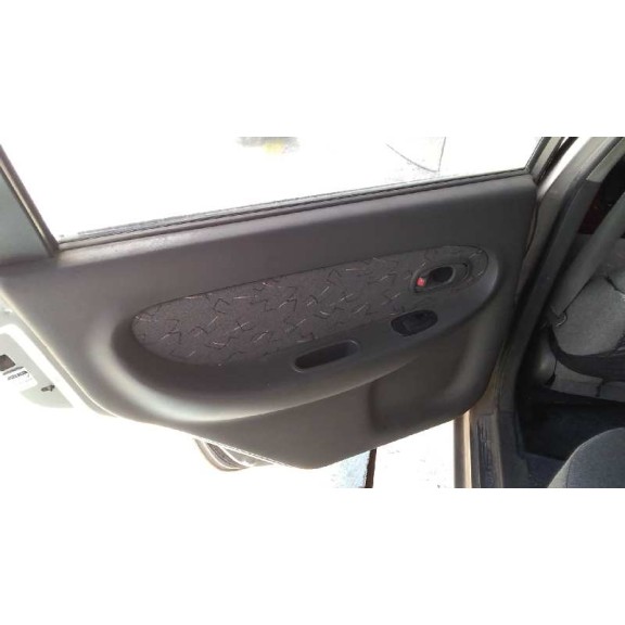 kia shuma del año 2000