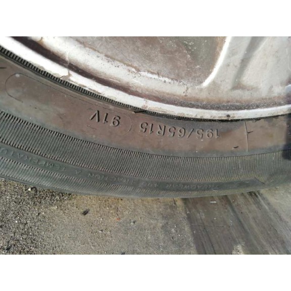 nissan almera tino (v10m) del año 2006