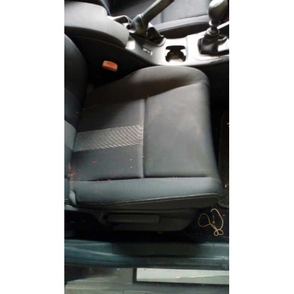 renault megane iii berlina 5 p del año 2010