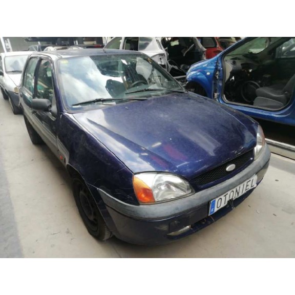 ford fiesta berlina (dx) del año 2001