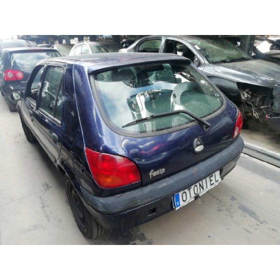 ford fiesta berlina (dx) del año 2001