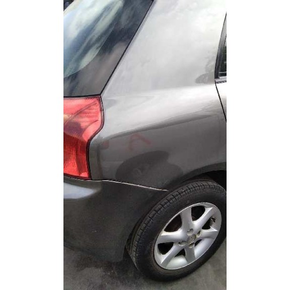 toyota corolla (e12) del año 2002