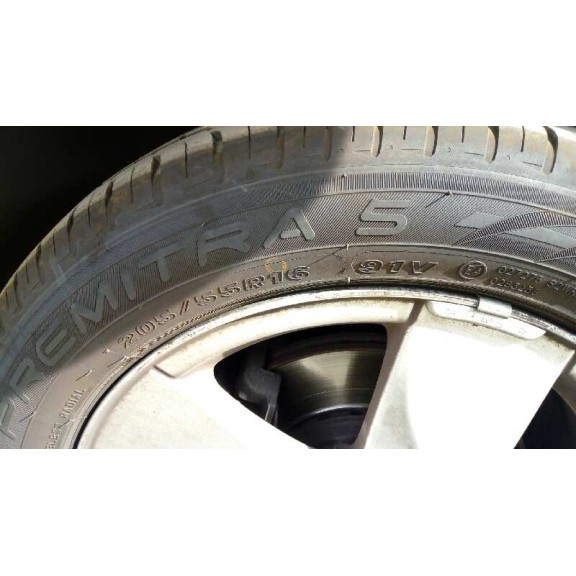 renault megane iii berlina 5 p del año 2010