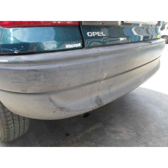 opel astra f berlina del año 1995