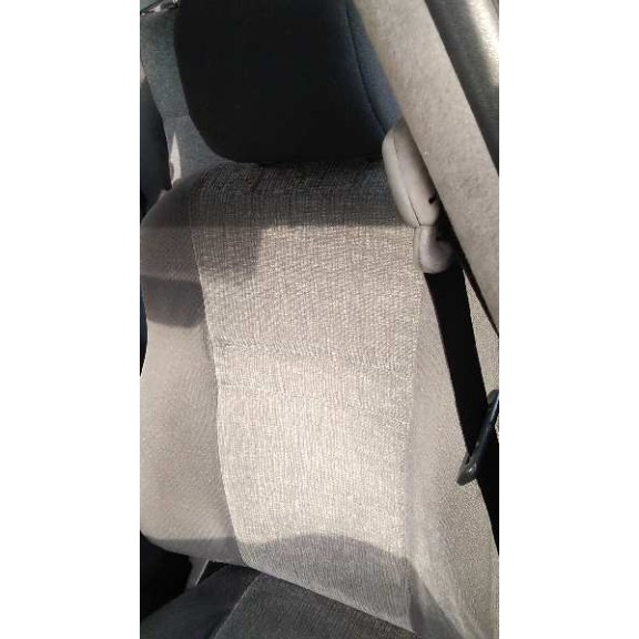 toyota corolla (e12) del año 2002