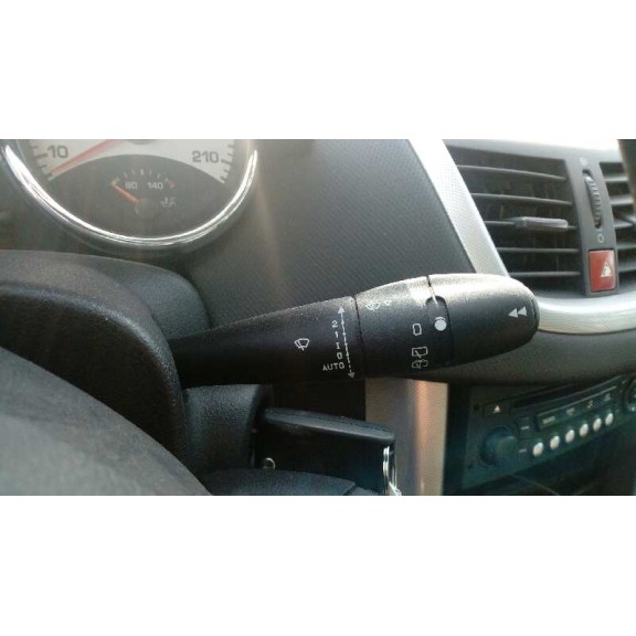 peugeot 207 sw del año 2009