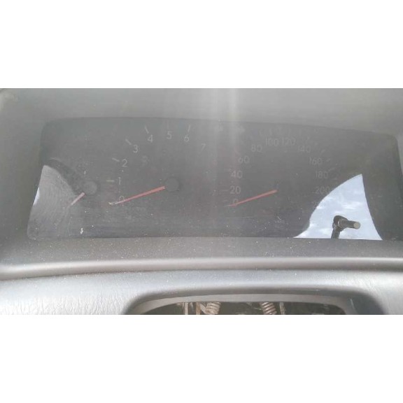 toyota corolla (e12) del año 2002