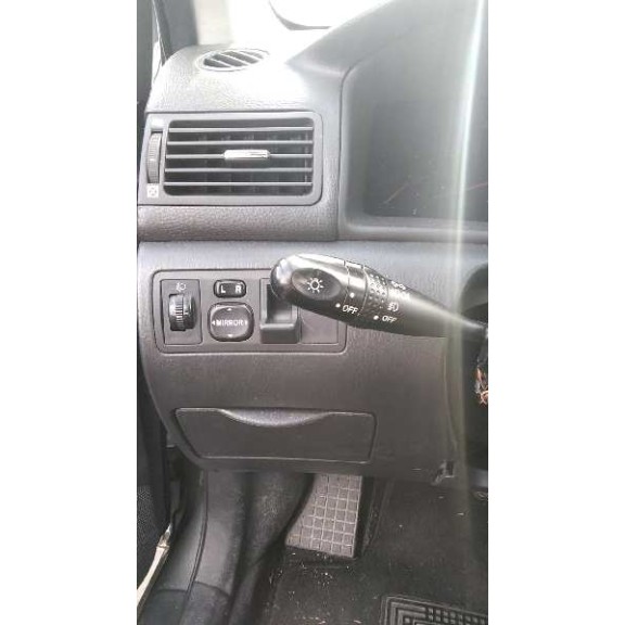 toyota corolla (e12) del año 2002