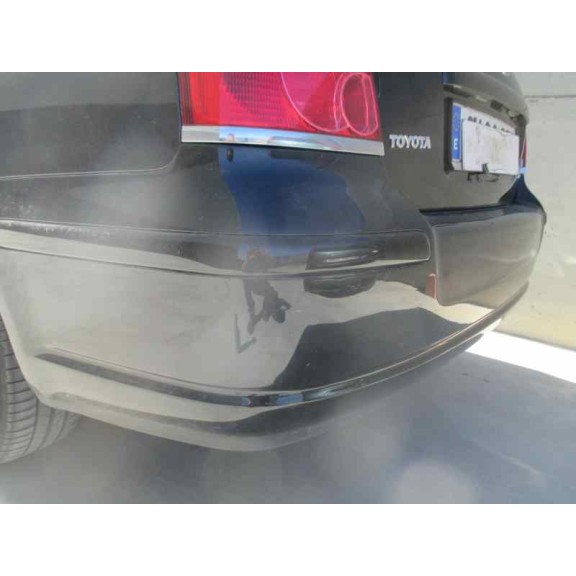 toyota avensis berlina (t25) del año 2004