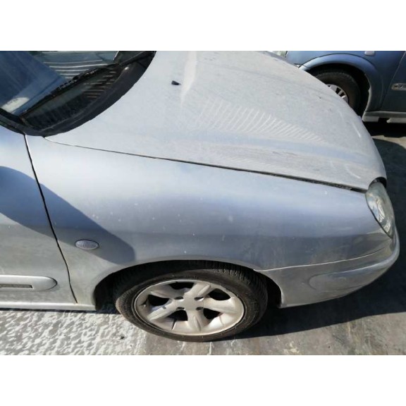 citroën xsara berlina del año 2002