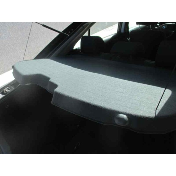 toyota avensis berlina (t25) del año 2004