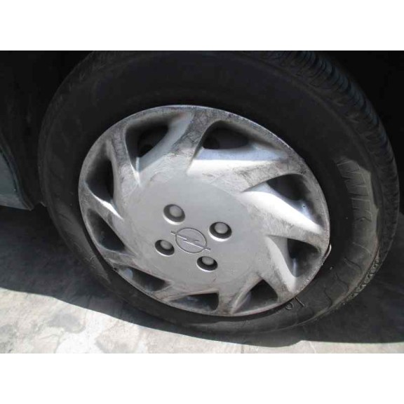 opel astra f berlina del año 1995