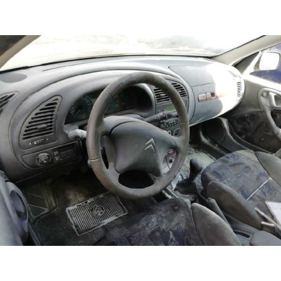 citroën xsara berlina del año 2002