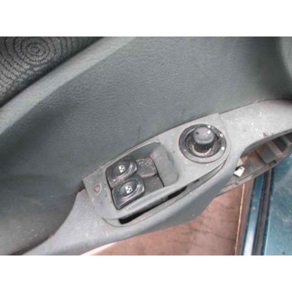 renault megane i berlina hatchback (ba0) del año 1998