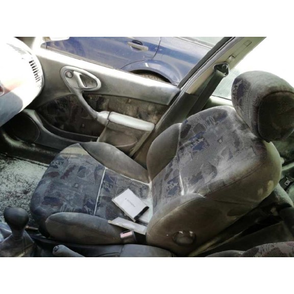 citroën xsara berlina del año 2002