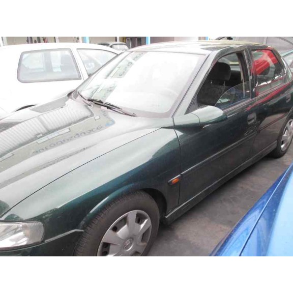 opel vectra b berlina del año 1999