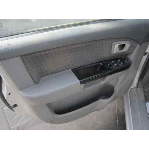 kia carens del año 2006