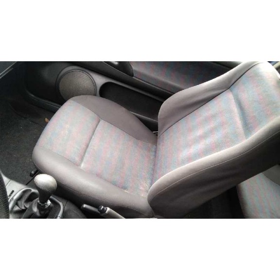 volkswagen polo berlina (6n1) del año 1998