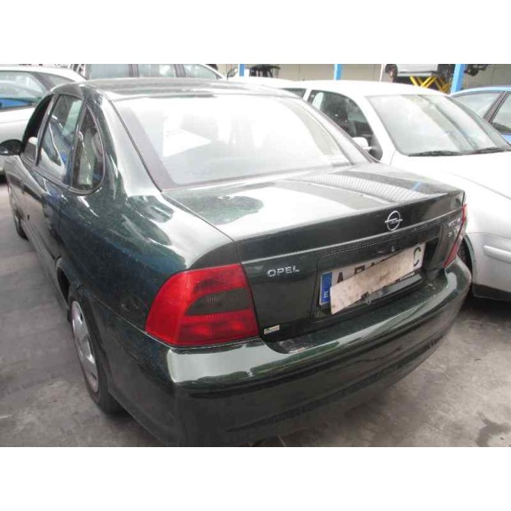 opel vectra b berlina del año 1999