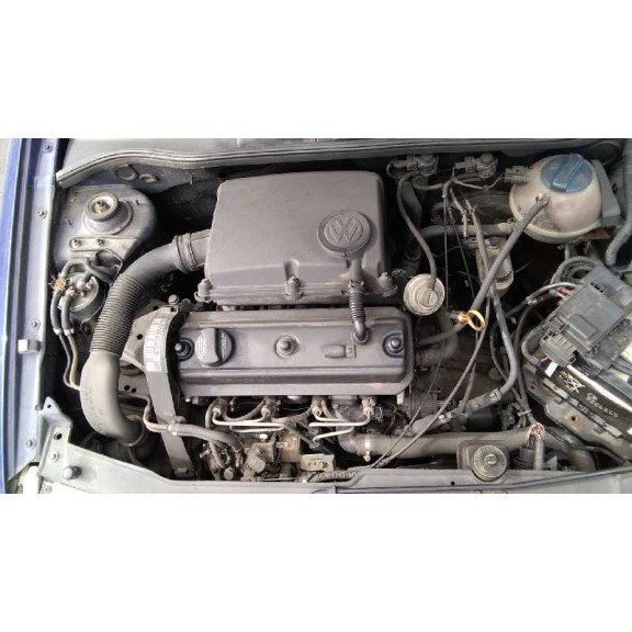 volkswagen polo berlina (6n1) del año 1998