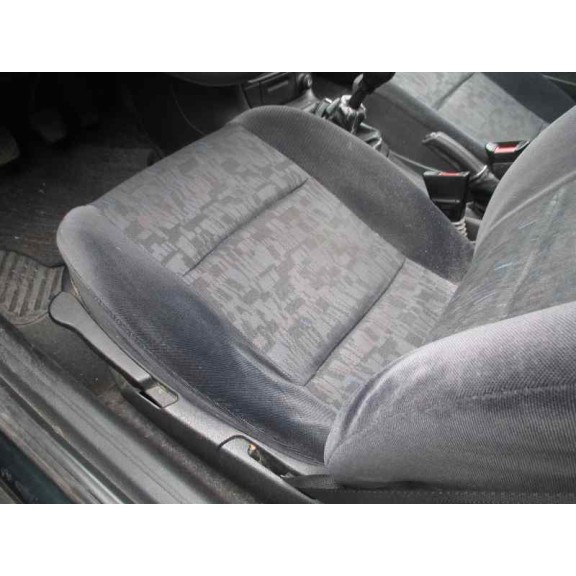 opel vectra b berlina del año 1999