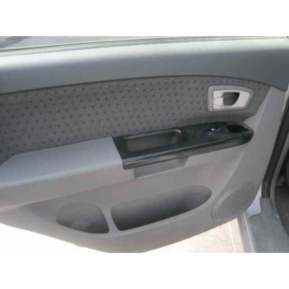 kia carens del año 2006